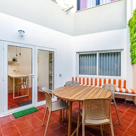 Caparica Luz Ii Lovely Apt Near Beach Costa da Caparica