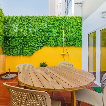 Caparica Luz Ii Lovely Apt Near Beach * Costa da Caparica