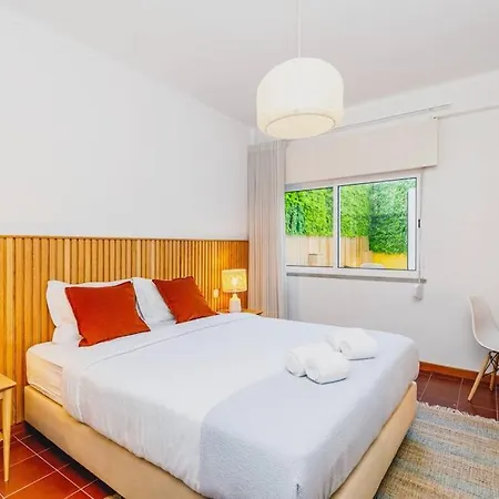 Daire Caparica Luz Ii Lovely Apt Near Beach *